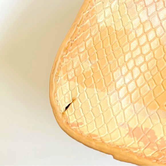 HAMMITT LOS ANGELES CORAL PINK GOLD HIMALAYAN SNAKE TONY CROSSBODY PURSE - Picture 13 of 15